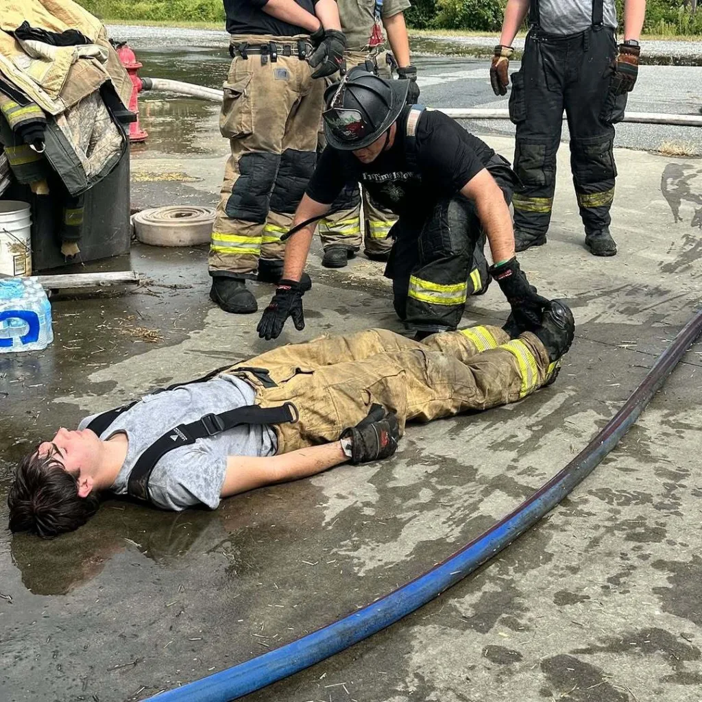 Image number 11 from Mercedes Textiles Instagram account