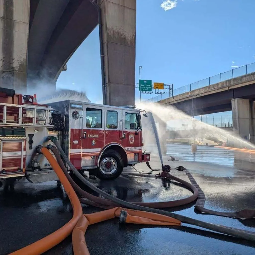 Image number 9 from Mercedes Textiles Instagram account